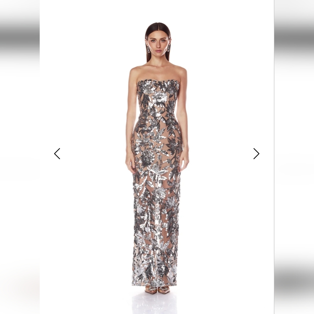 Bronx and Banco Dahlia Dark Silver Strapless Sequin Maxi Dress – Size L